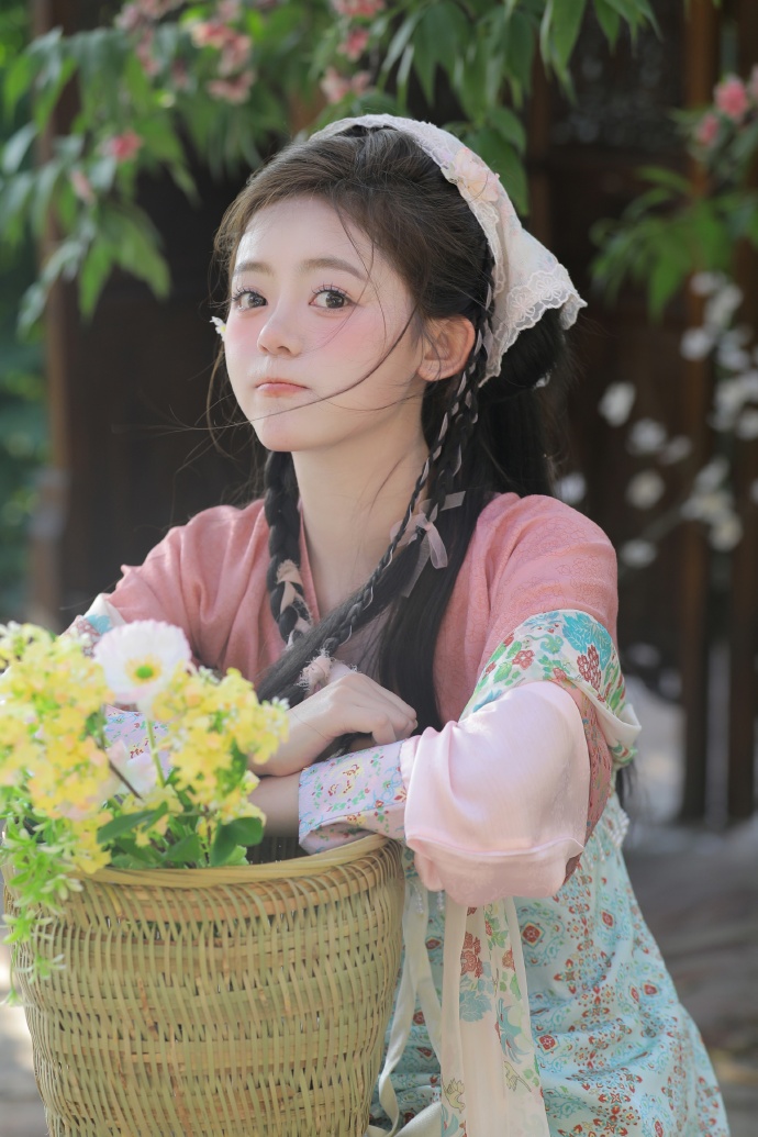 卢卡的夏天 封面