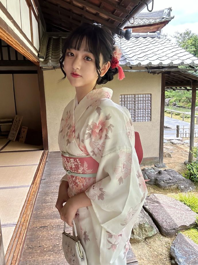 我们 封面